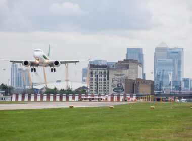 alitalia_embraer_e190_taking_off_from_london_city_airport_lcy.jpg