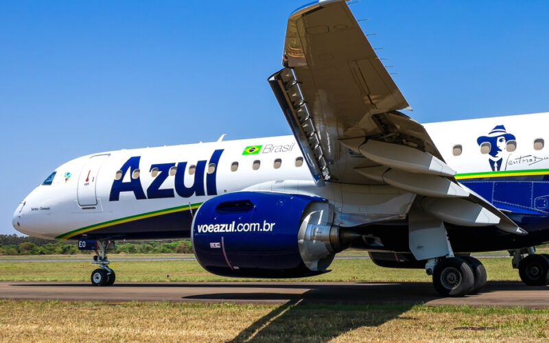 Azul E195