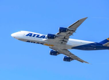 atlas_air_boeing_747-87uf_freighter-min.jpg