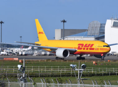 dhl_express_orders_six_additional_b777f.jpg