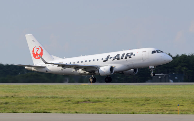 JAL Embraer