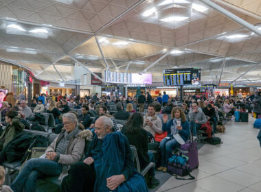 stansted_airport_baggage_issue.jpg